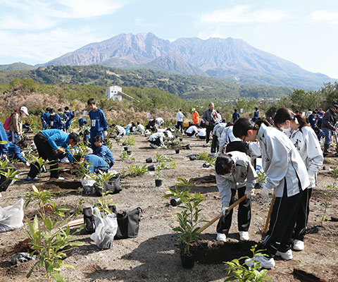 植樹活動